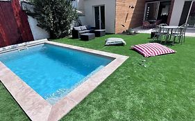Maison climatisée, piscine, à 5 minutes des Grands Buffets